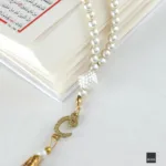 Kâbe Kare Kutulu Hediye Seti – Seccade, Tesbih, Kur’an-ı Kerim - Görsel 5